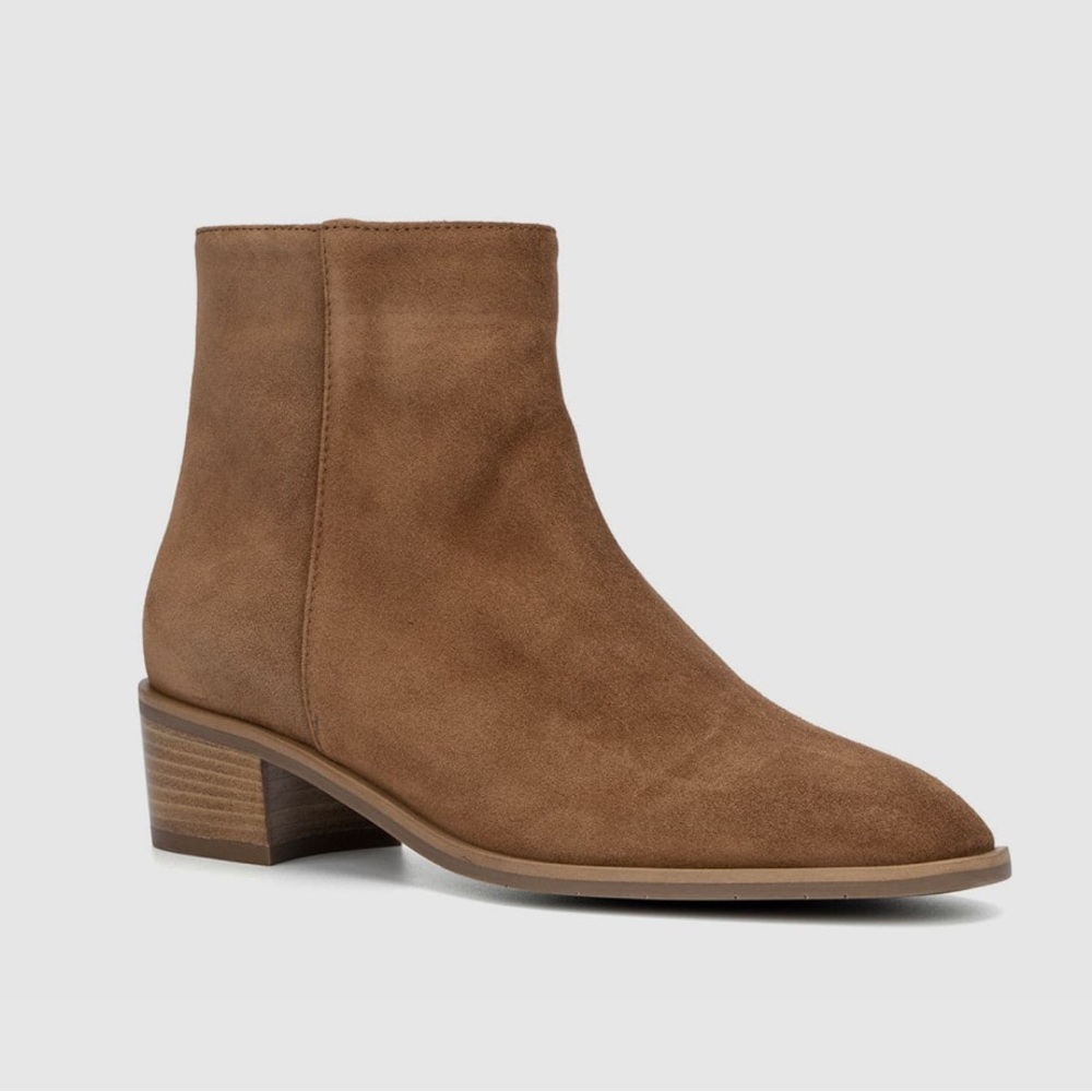 NEW Aquatalia Reeta Whiskey Bootie in Size 8.5